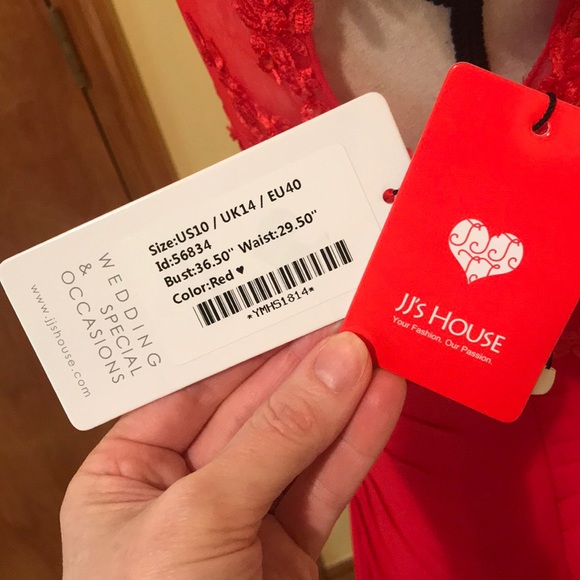 Red special occasion formal dress - Picture 6 of 6